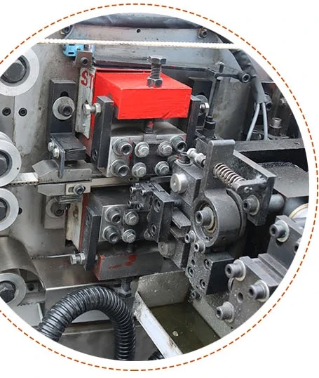 Patented Double Mold Forming Mechanism