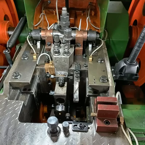 One Die Two Blow Cold Heading Machine 05