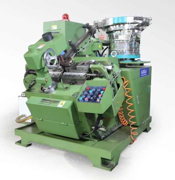 Self Drilling Screw Forming Machine 02